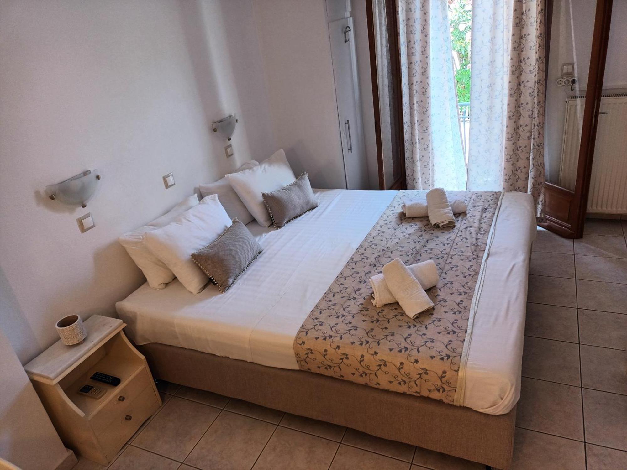 Argostoli Rooms Exterior photo